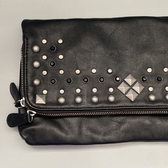 Black leather studded clutch handbag - Picture 3 of 11